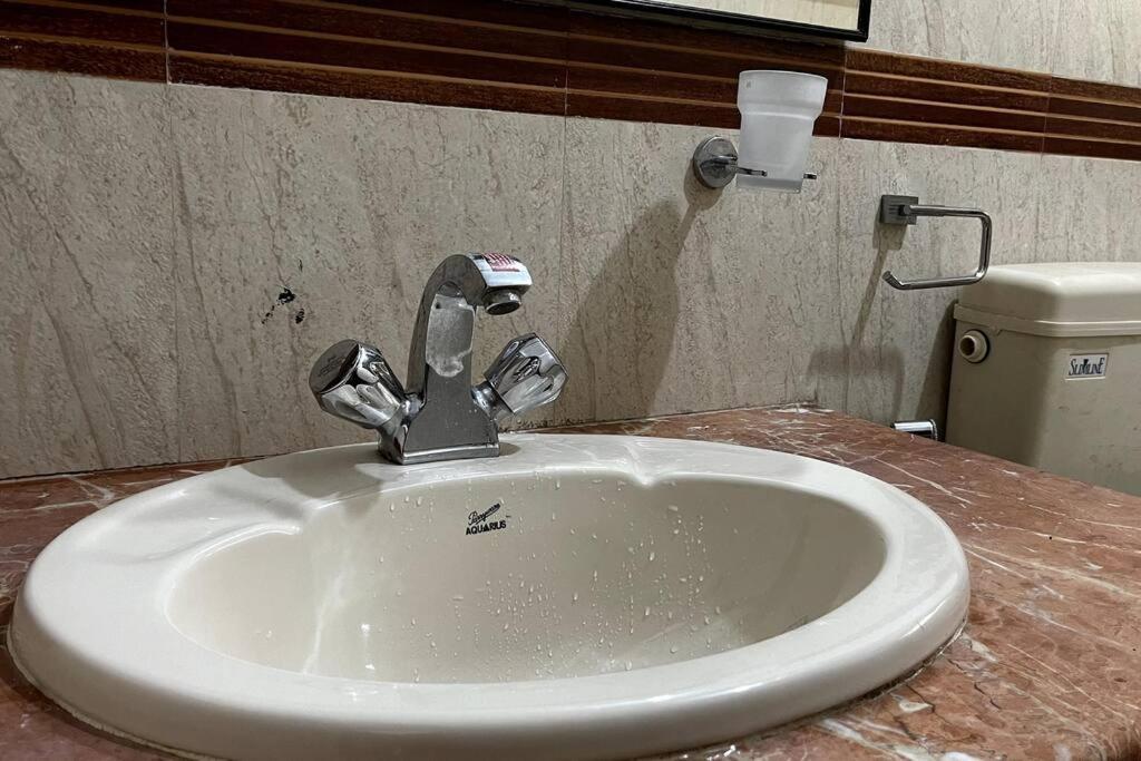 לונבלה Valecha Villa Entire 4Bhkbunglow With 5000 Sq Ft Garden מראה חיצוני תמונה