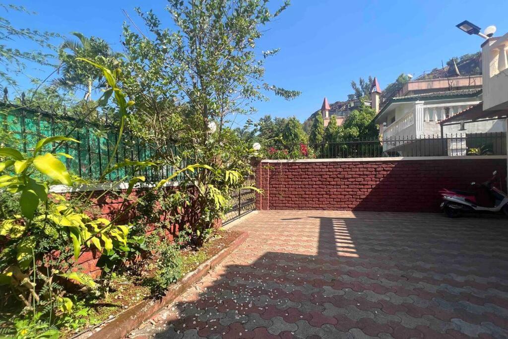 לונבלה Valecha Villa Entire 4Bhkbunglow With 5000 Sq Ft Garden מראה חיצוני תמונה