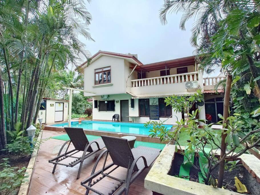 לונבלה Valecha Villa Entire 4Bhkbunglow With 5000 Sq Ft Garden מראה חיצוני תמונה